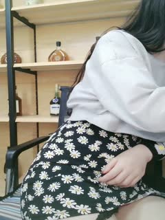 全肉的吸乳文0451来看看有多少想操这骚逼的